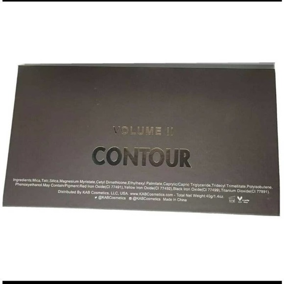 NIB KAB Cosmetics Contour/Highlight Volume II Palette - Picture 3 of 3